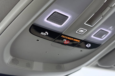 Volvo XC60 T8 Plug-in hybrid Plus Dark | ACC | Harman/Kardon | Panoramadak | Head-Up | Memory | Stoelventilatie