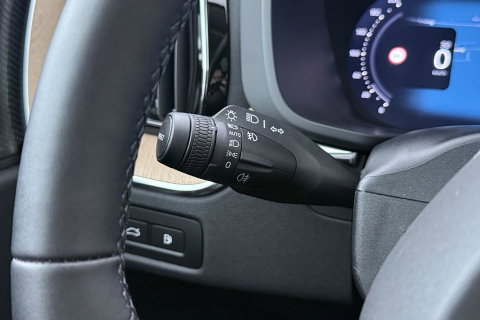 Volvo XC60 T8 Plug-in hybrid Plus Dark | ACC | Harman/Kardon | Panoramadak | Head-Up | Memory | Stoelventilatie