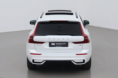 Volvo XC60 T8 Plug-in hybrid Plus Dark | ACC | Harman/Kardon | Panoramadak | Head-Up | Memory | Stoelventilatie