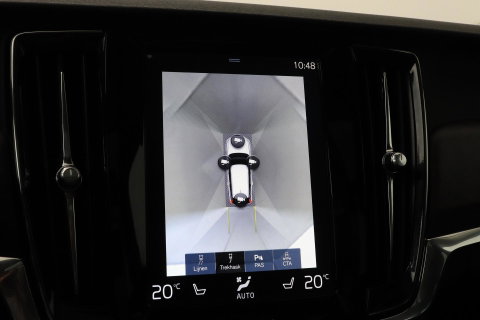 Volvo V90 Cross Country 2.0 D5 Pro | AWD | ACC | Panoramadak | 360° Camera | BLIS | Trekhaak | 21 Inch