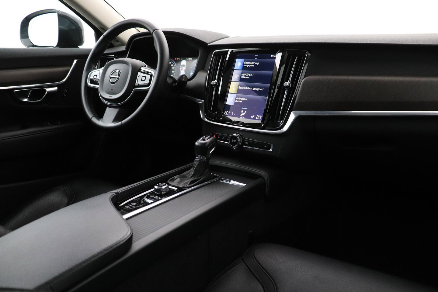 Volvo V90 Cross Country 2.0 D5 Pro | AWD | ACC | Panoramadak | 360° Camera | BLIS | Trekhaak | 21 Inch