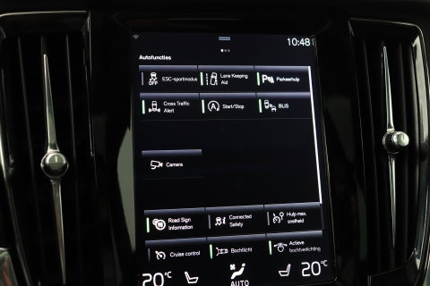 Volvo V90 Cross Country 2.0 D5 Pro | AWD | ACC | Panoramadak | 360° Camera | BLIS | Trekhaak | 21 Inch