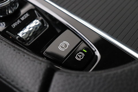 Volvo V90 Cross Country 2.0 D5 Pro | AWD | ACC | Panoramadak | 360° Camera | BLIS | Trekhaak | 21 Inch