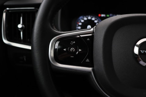 Volvo V90 Cross Country 2.0 D5 Pro | AWD | ACC | Panoramadak | 360° Camera | BLIS | Trekhaak | 21 Inch