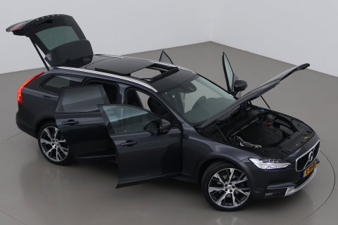 Volvo V90 Cross Country 2.0 D5 Pro | AWD | ACC | Panoramadak | 360° Camera | BLIS | Trekhaak | 21 Inch