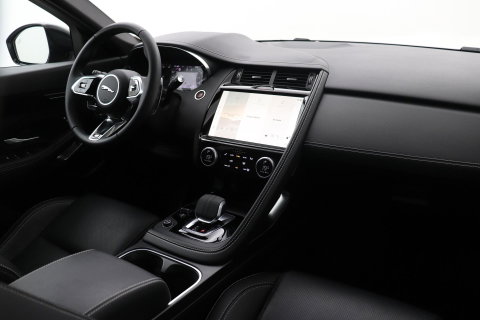 Jaguar E-PACE P300e R-Dynamic SE | Panoramadak | ACC | BLIS | Trekhaak | Getint Glas | Meridian Sound