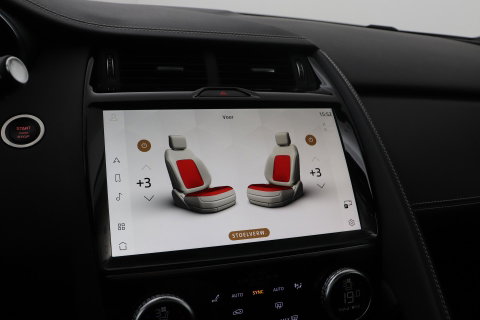 Jaguar E-PACE P300e R-Dynamic SE | Panoramadak | ACC | BLIS | Trekhaak | Getint Glas | Meridian Sound