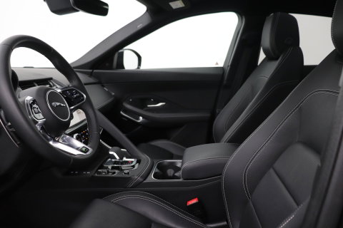 Jaguar E-PACE P300e R-Dynamic SE | Panoramadak | ACC | BLIS | Trekhaak | Getint Glas | Meridian Sound
