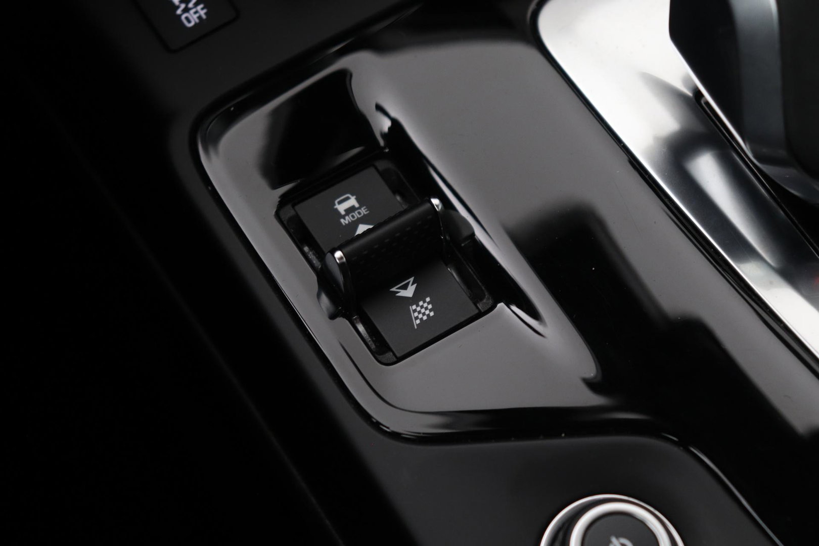 Jaguar E-PACE P300e R-Dynamic SE | Panoramadak | ACC | BLIS | Trekhaak | Getint Glas | Meridian Sound