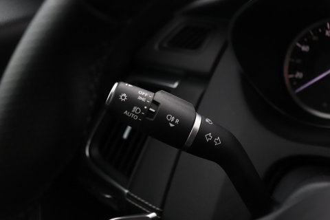 Jaguar E-PACE P300e R-Dynamic SE | Panoramadak | ACC | BLIS | Trekhaak | Getint Glas | Meridian Sound