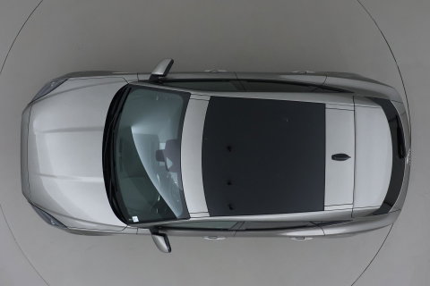 Jaguar E-PACE P300e R-Dynamic SE | Panoramadak | ACC | BLIS | Trekhaak | Getint Glas | Meridian Sound