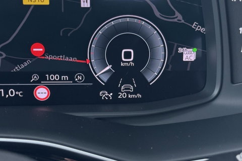 Audi Q8 60 TFSI e quattro Pro Line S Competition | Luchtvering | Trekhaak | Soft-Close | Panoramadak | B&O | 23 Inch