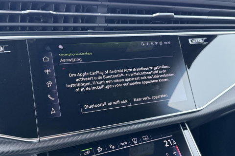 Audi Q8 60 TFSI e quattro Pro Line S Competition | Luchtvering | Trekhaak | Soft-Close | Panoramadak | B&O | 23 Inch