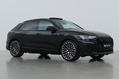 Audi Q8 60 TFSI e quattro Pro Line S Competition | Luchtvering | Trekhaak | Soft-Close | Panoramadak | B&O | 23 Inch
