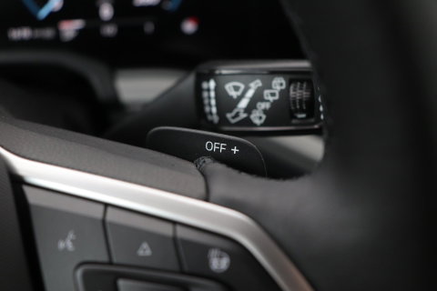 Volkswagen Touareg 3.0 TSi eHybrid 4MOTION Elegance | Luchtvering | Trekhaak | Panoramadak | Head-Up | Massage+Ventilatie | 360 Camera
