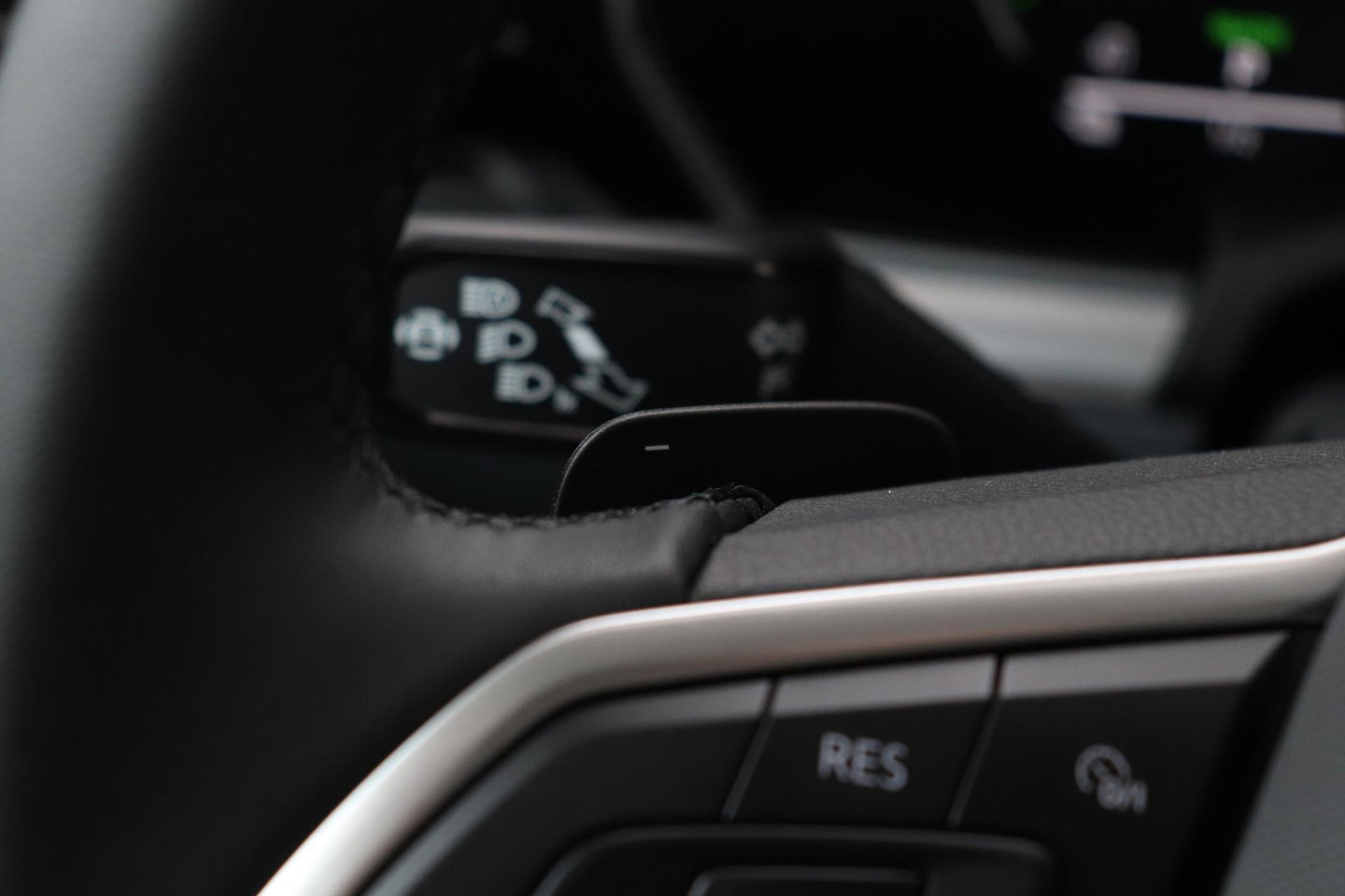 Volkswagen Touareg 3.0 TSi eHybrid 4MOTION Elegance | Luchtvering | Trekhaak | Panoramadak | Head-Up | Massage+Ventilatie | 360 Camera