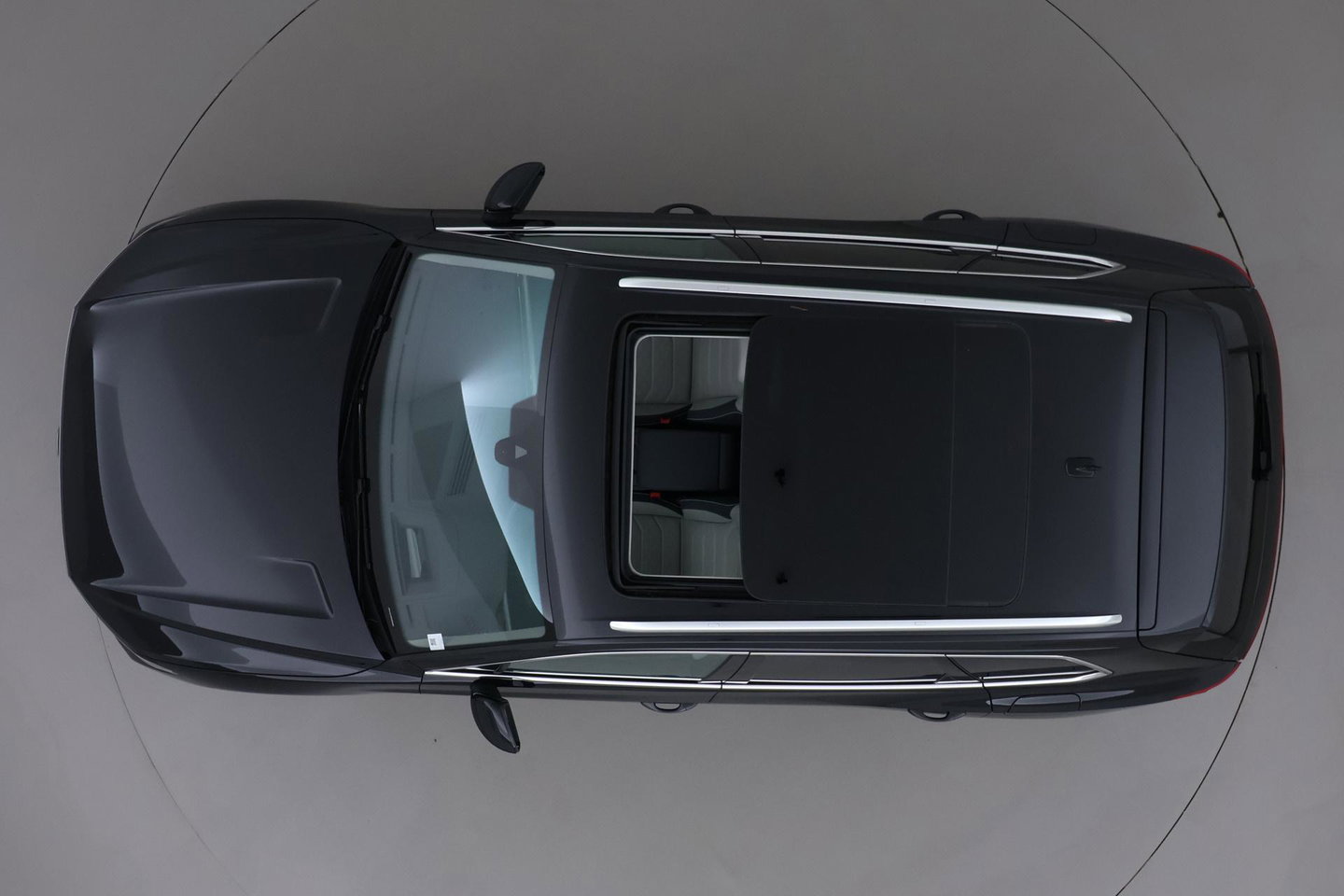 Volkswagen Touareg 3.0 TSi eHybrid 4MOTION Elegance | Luchtvering | Trekhaak | Panoramadak | Head-Up | Massage+Ventilatie | 360 Camera