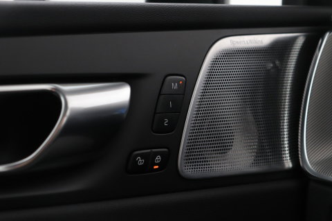 Volvo XC60 T8 Plug-in-hybrid Polestar Engineered | Bowers&Wilkins | 22 Inch | Head-Up | ACC | Panoramadak