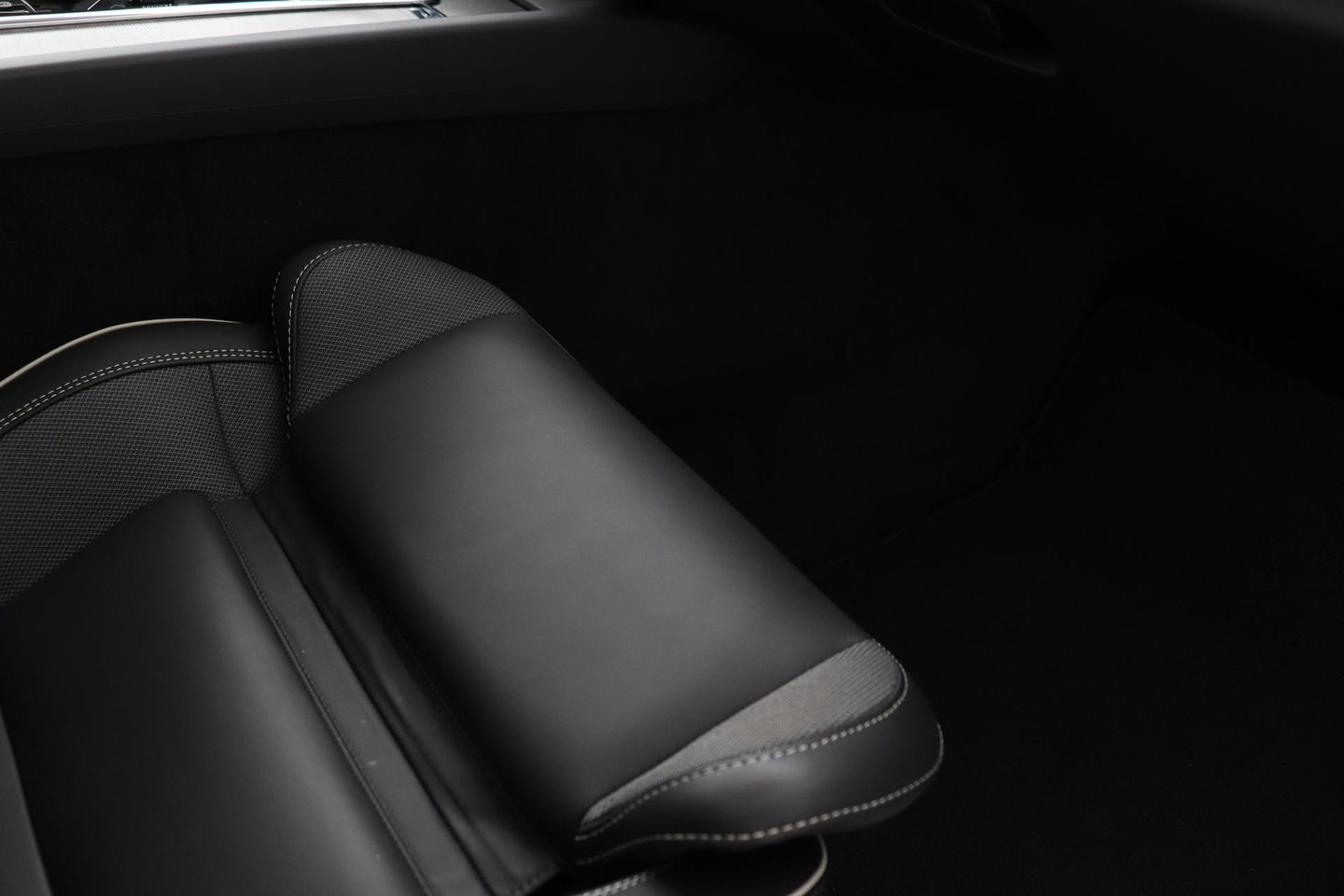 Volvo XC60 T8 Plug-in-hybrid Polestar Engineered | Bowers&Wilkins | 22 Inch | Head-Up | ACC | Panoramadak