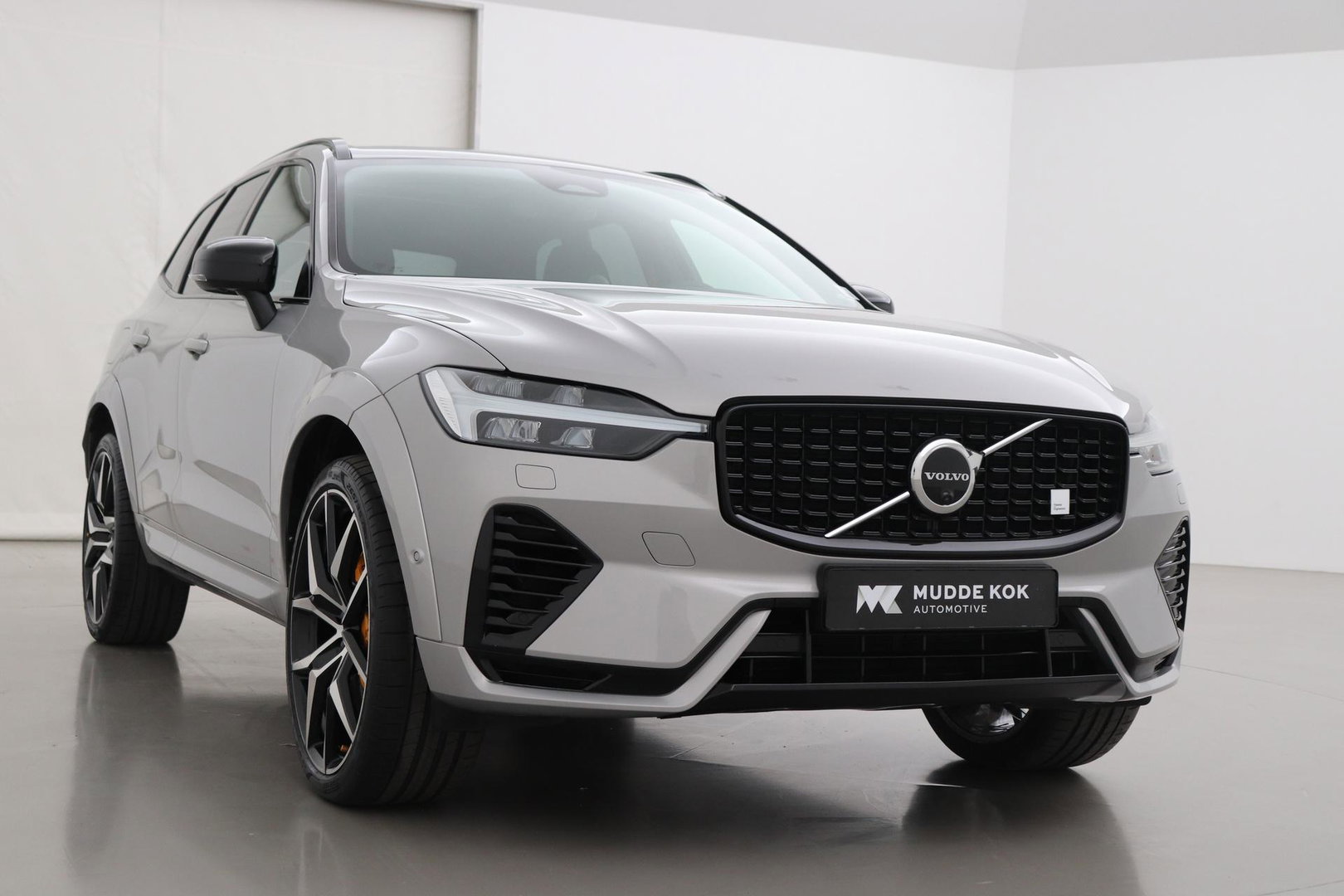Volvo XC60 T8 Plug-in-hybrid Polestar Engineered | Bowers&Wilkins | 22 Inch | Head-Up | ACC | Panoramadak