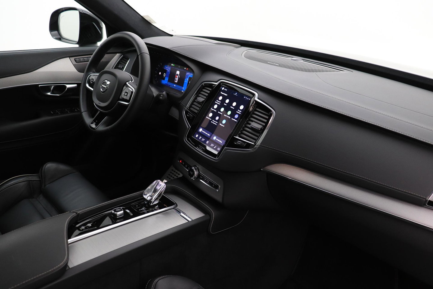 Volvo XC90 B5 AWD Ultimate Dark | GRIJS KENTEKEN | HEICO Sportiv | Luchtvering | Panoramadak | 360° Camera | Head-Up