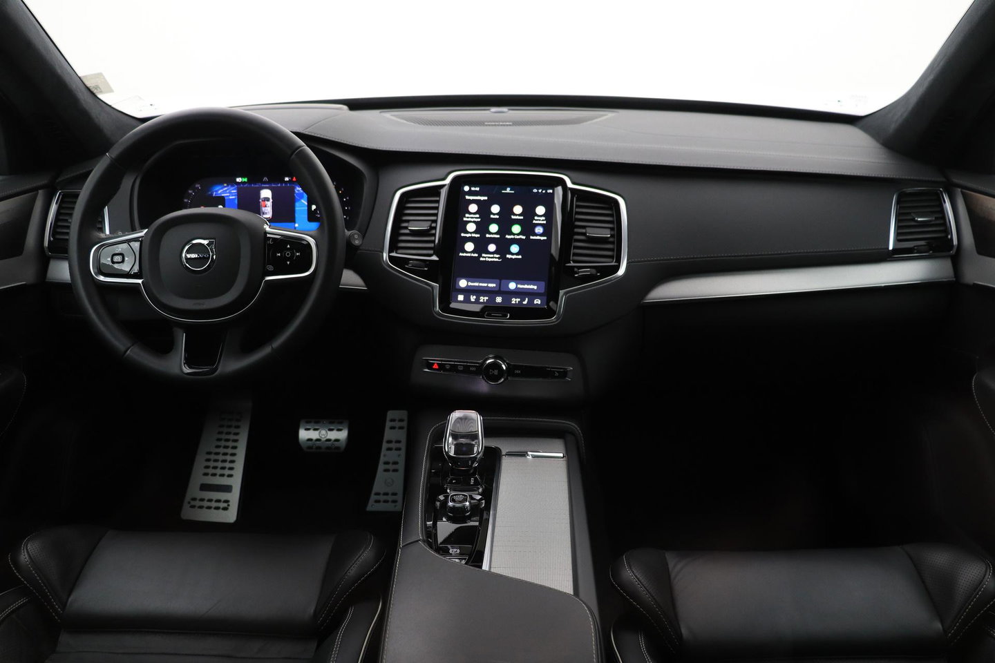 Volvo XC90 B5 AWD Ultimate Dark | GRIJS KENTEKEN | HEICO Sportiv | Luchtvering | Panoramadak | 360° Camera | Head-Up