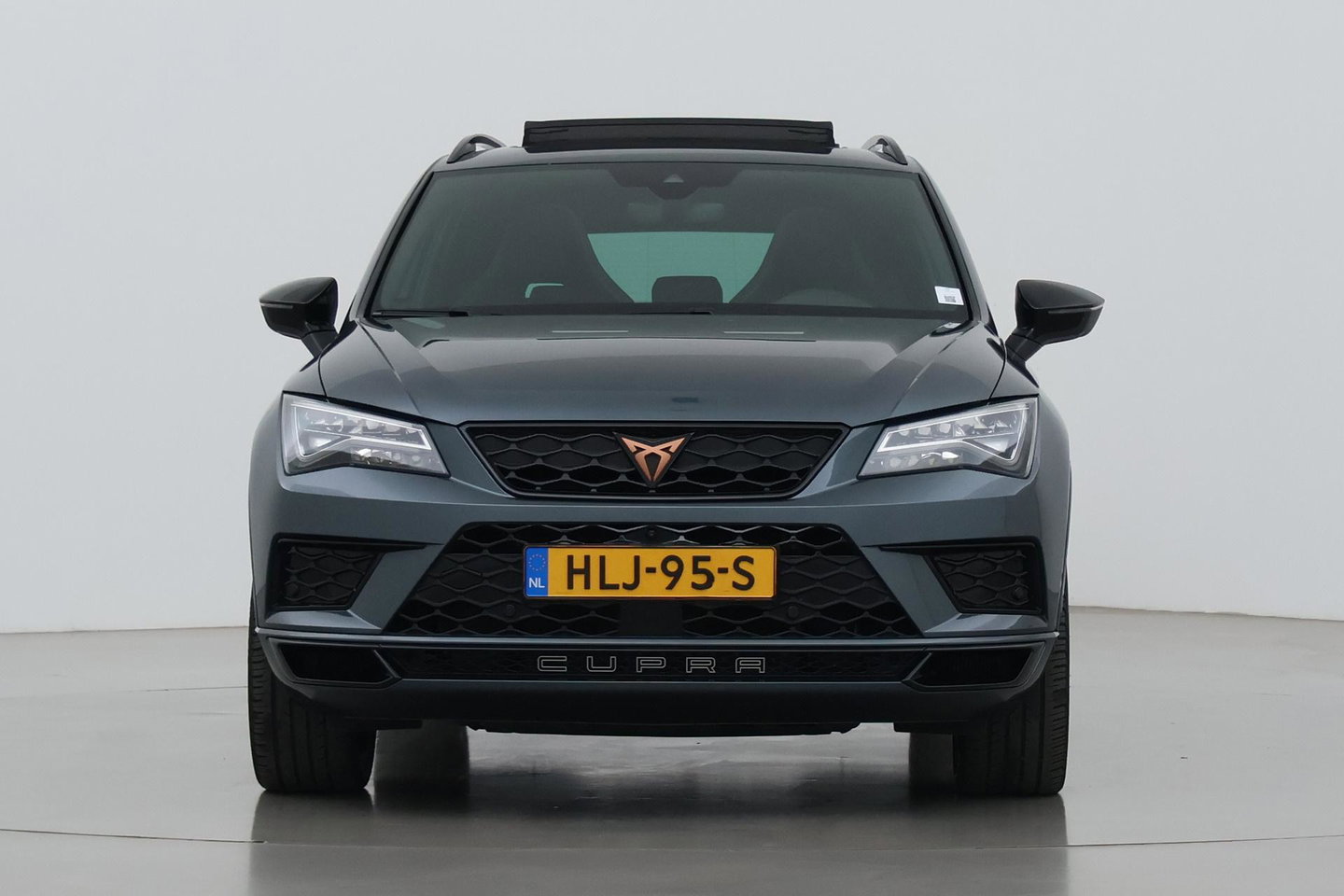 CUPRA Ateca 2.0 TSI 4DRIVE | Panoramadak | Beats Audio | 360 Camera | ACC | Stoelverwarming | 19 Inch