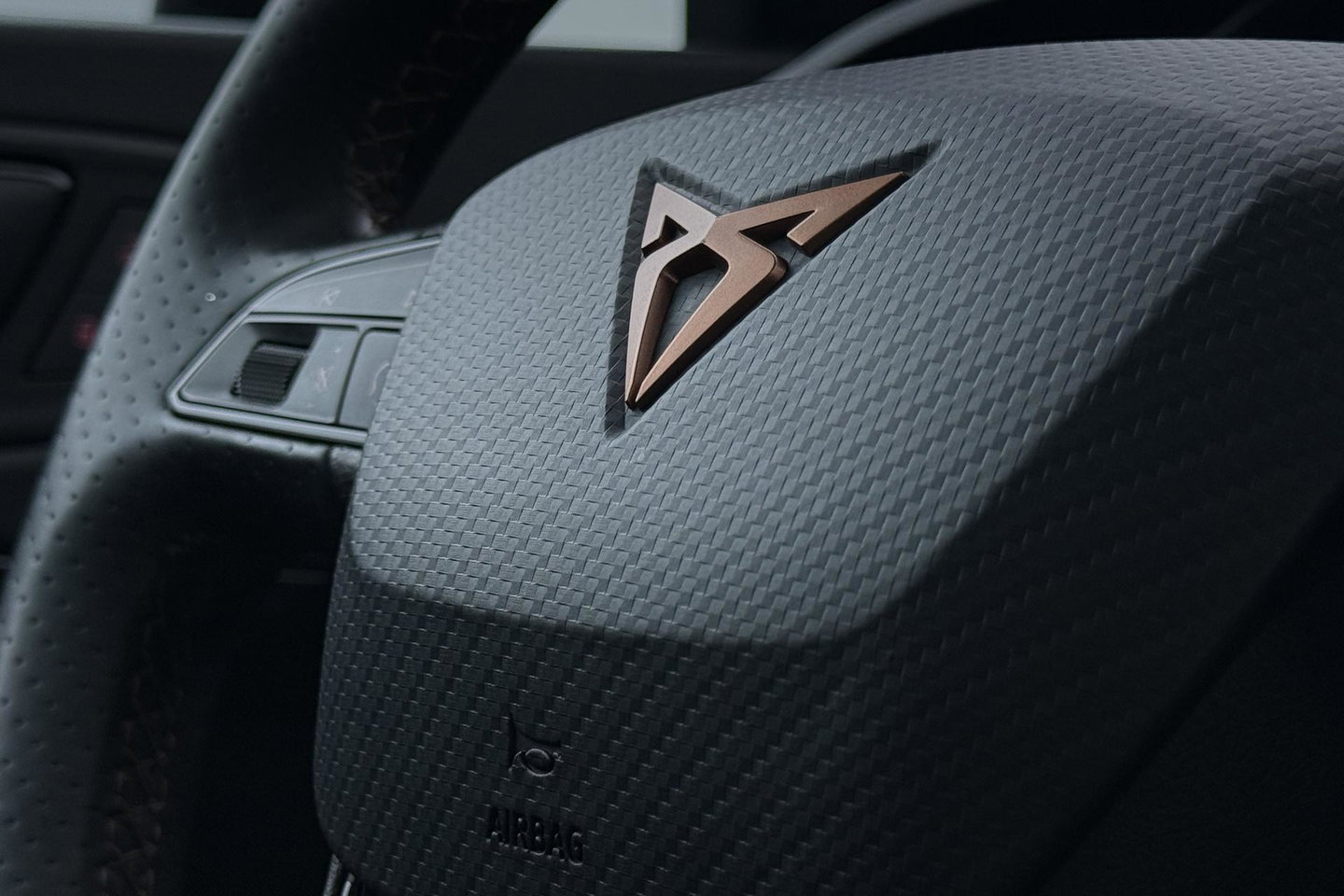 CUPRA Ateca 2.0 TSI 4DRIVE | Panoramadak | Beats Audio | 360 Camera | ACC | Stoelverwarming | 19 Inch