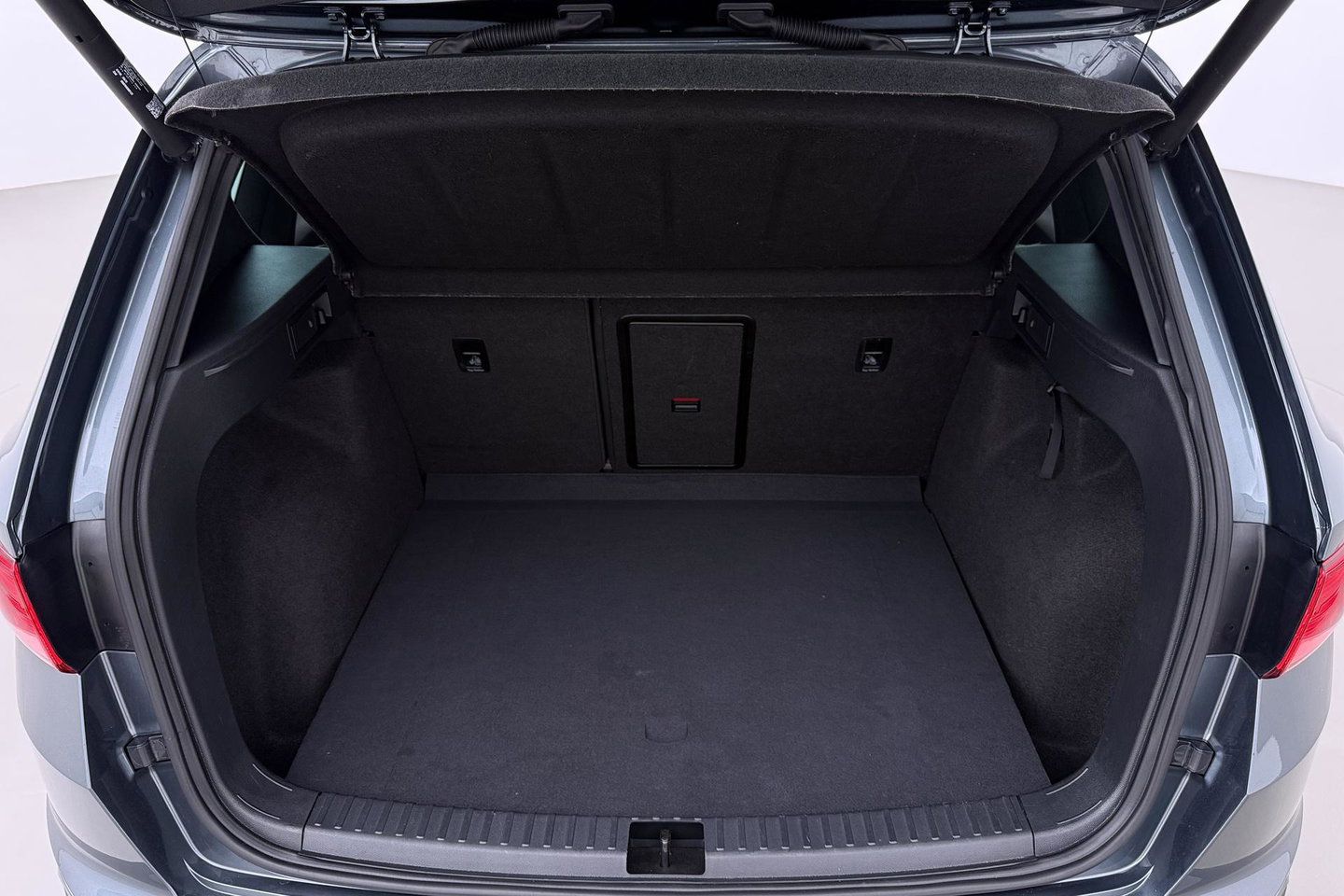 CUPRA Ateca 2.0 TSI 4DRIVE | Panoramadak | Beats Audio | 360 Camera | ACC | Stoelverwarming | 19 Inch