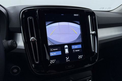 Volvo XC40 1.5 T5 Recharge Inscription | Trekhaak | Keyless Entry | Elektrische Achterklep | CarPlay | Camera | Navigatie | 18 inch