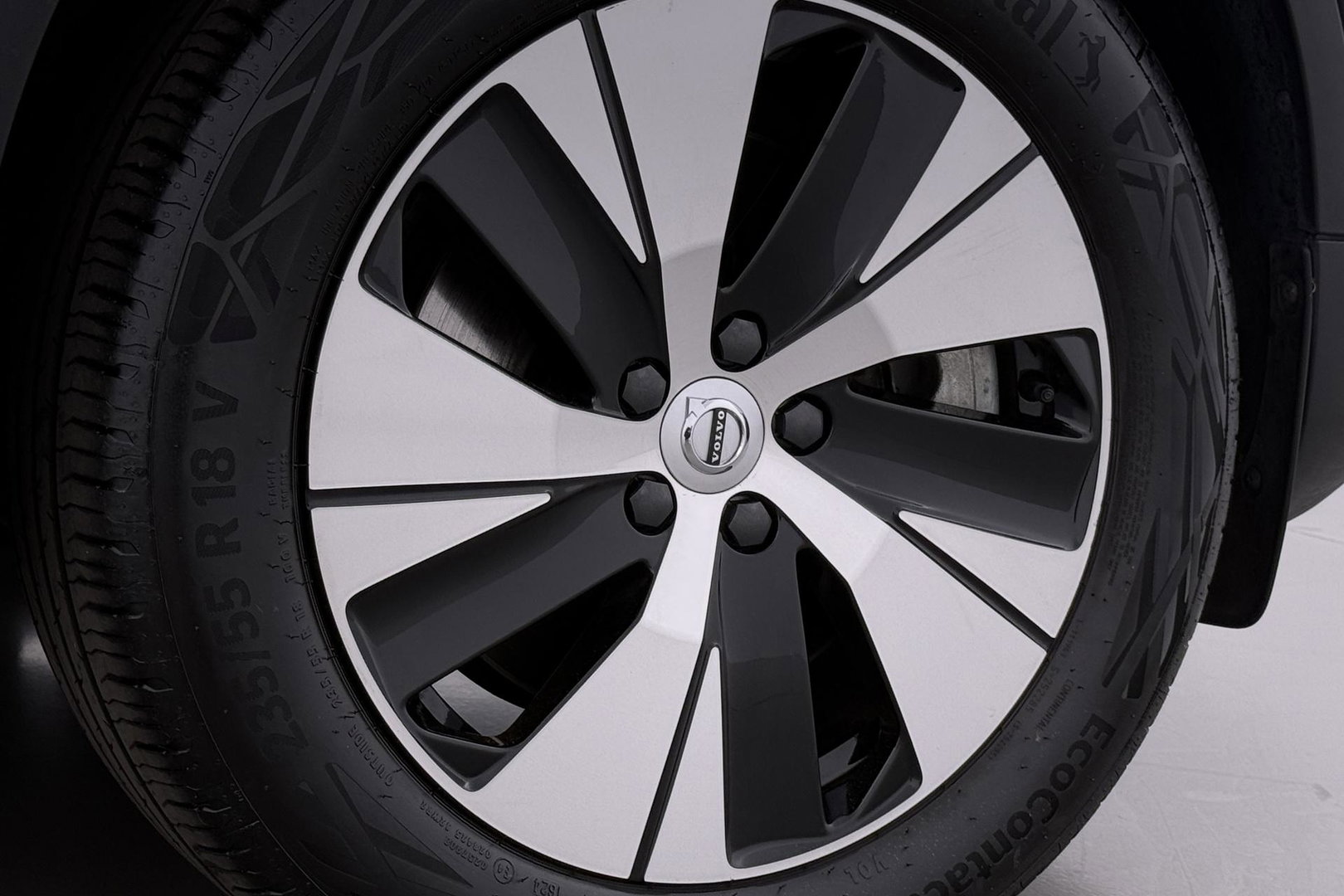 Volvo XC40 1.5 T5 Recharge Inscription | Trekhaak | Keyless Entry | Elektrische Achterklep | CarPlay | Camera | Navigatie | 18 inch