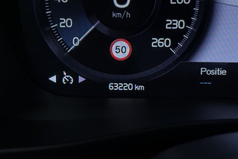 Volvo XC40 1.5 T5 Recharge Inscription | Trekhaak | Keyless Entry | Elektrische Achterklep | CarPlay | Camera | Navigatie | 18 inch