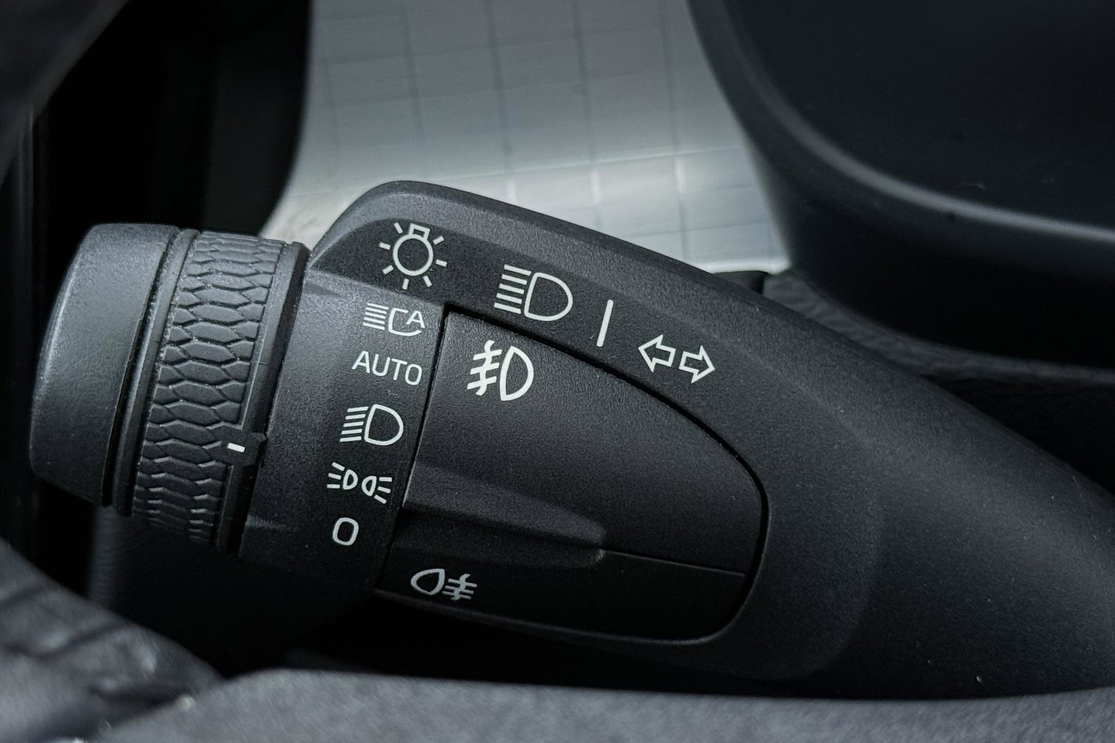 Volvo XC40 1.5 T5 Recharge Inscription | Trekhaak | Keyless Entry | Elektrische Achterklep | CarPlay | Camera | Navigatie | 18 inch