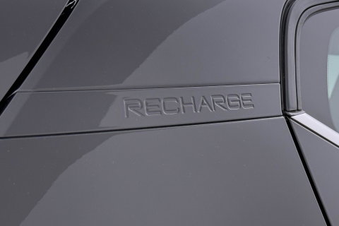 Volvo XC40 1.5 T5 Recharge Inscription | Trekhaak | Keyless Entry | Elektrische Achterklep | CarPlay | Camera | Navigatie | 18 inch