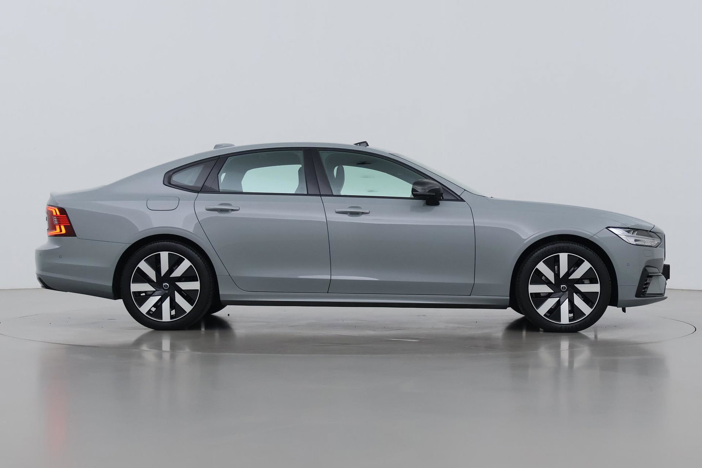 Volvo S90 T8 AWD Ultimate Dark | Schuif/kanteldak | ACC | Head-Up | 360° Camera | BLIS | Stoel+Stuurverwarming