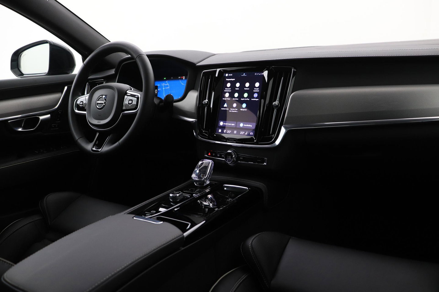 Volvo S90 T8 AWD Ultimate Dark | Schuif/kanteldak | ACC | Head-Up | 360° Camera | BLIS | Stoel+Stuurverwarming