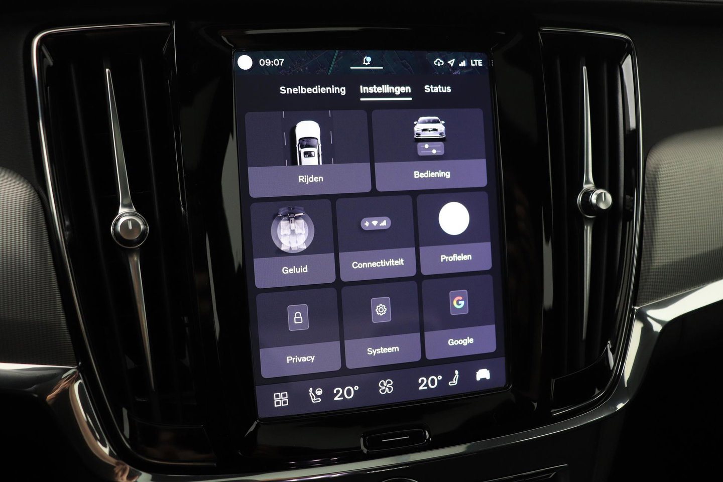 Volvo S90 T8 AWD Ultimate Dark | Schuif/kanteldak | ACC | Head-Up | 360° Camera | BLIS | Stoel+Stuurverwarming