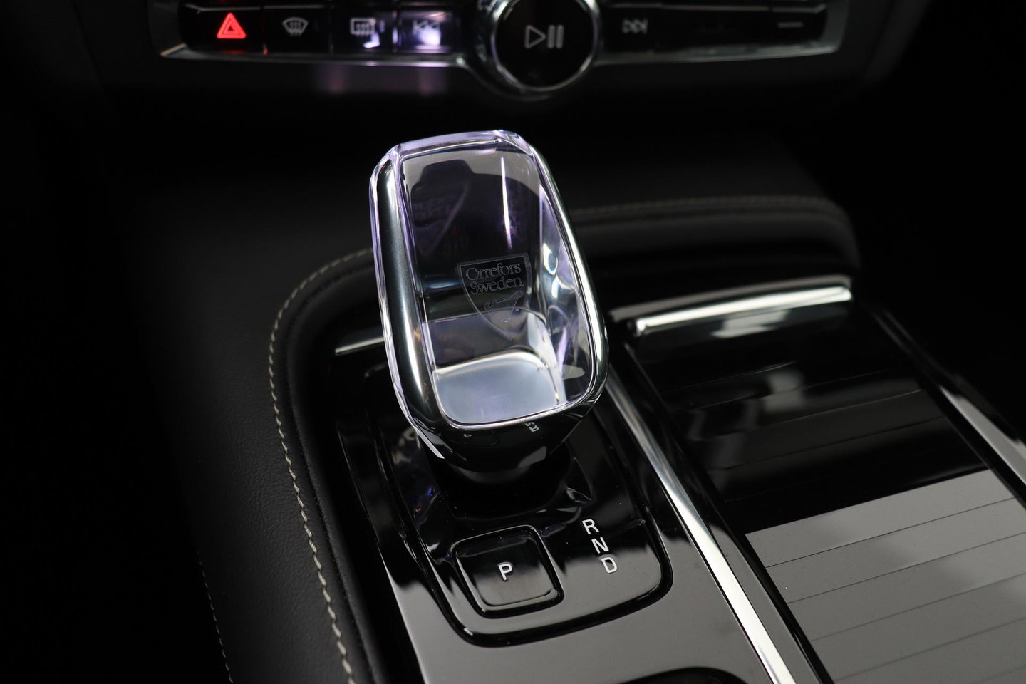 Volvo S90 T8 AWD Ultimate Dark | Schuif/kanteldak | ACC | Head-Up | 360° Camera | BLIS | Stoel+Stuurverwarming