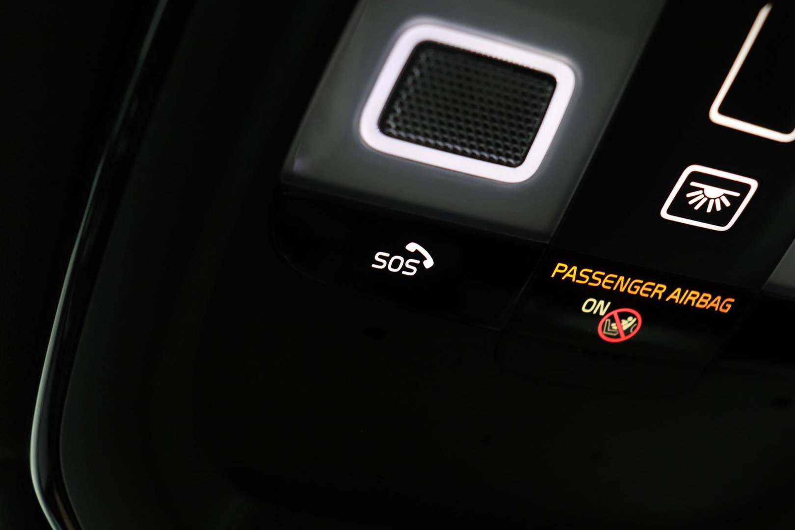 Volvo S90 T8 AWD Ultimate Dark | Schuif/kanteldak | ACC | Head-Up | 360° Camera | BLIS | Stoel+Stuurverwarming