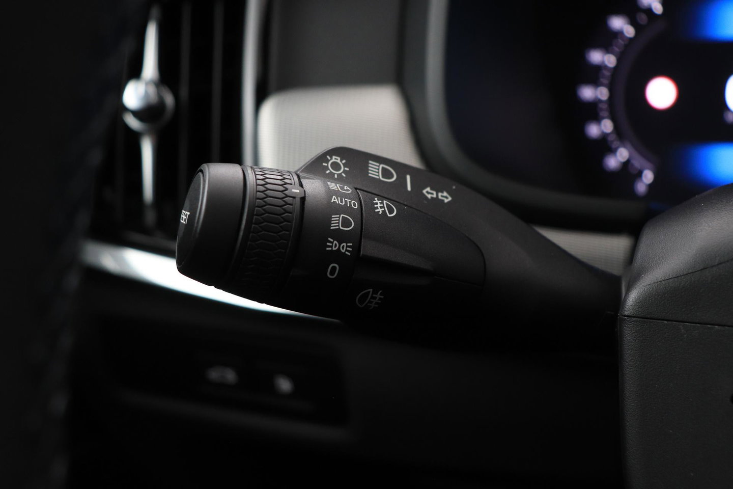 Volvo S90 T8 AWD Ultimate Dark | Schuif/kanteldak | ACC | Head-Up | 360° Camera | BLIS | Stoel+Stuurverwarming