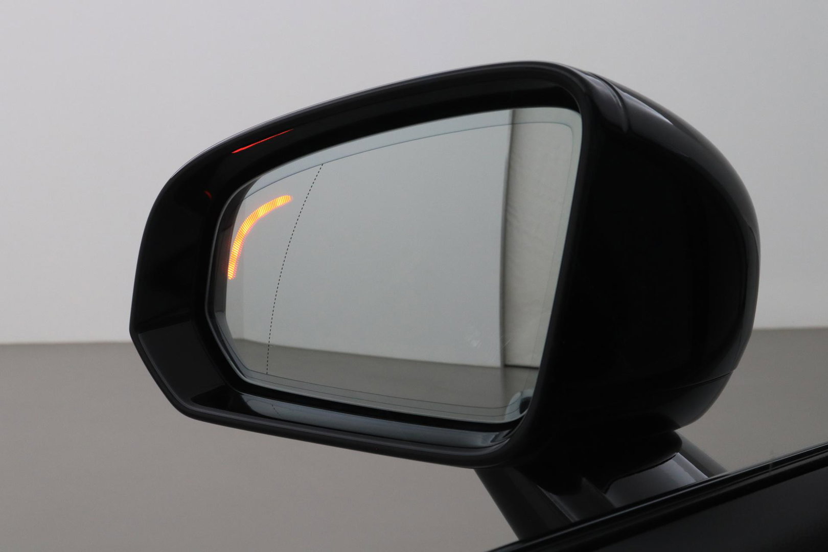 Volvo S90 T8 AWD Ultimate Dark | Schuif/kanteldak | ACC | Head-Up | 360° Camera | BLIS | Stoel+Stuurverwarming