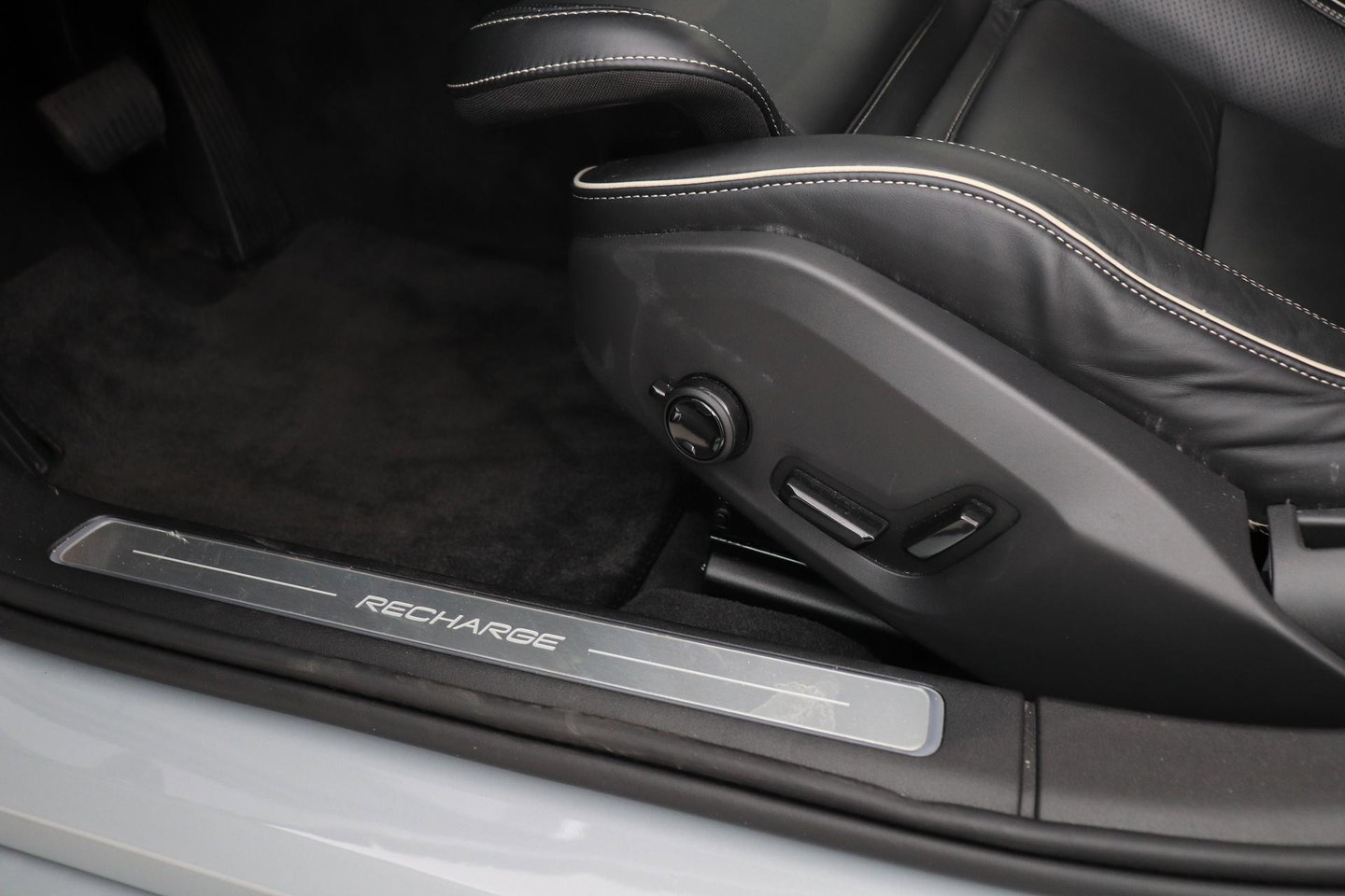 Volvo S90 T8 AWD Ultimate Dark | Schuif/kanteldak | ACC | Head-Up | 360° Camera | BLIS | Stoel+Stuurverwarming