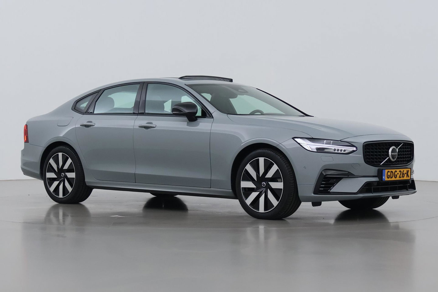 Volvo S90 T8 AWD Ultimate Dark | Schuif/kanteldak | ACC | Head-Up | 360° Camera | BLIS | Stoel+Stuurverwarming