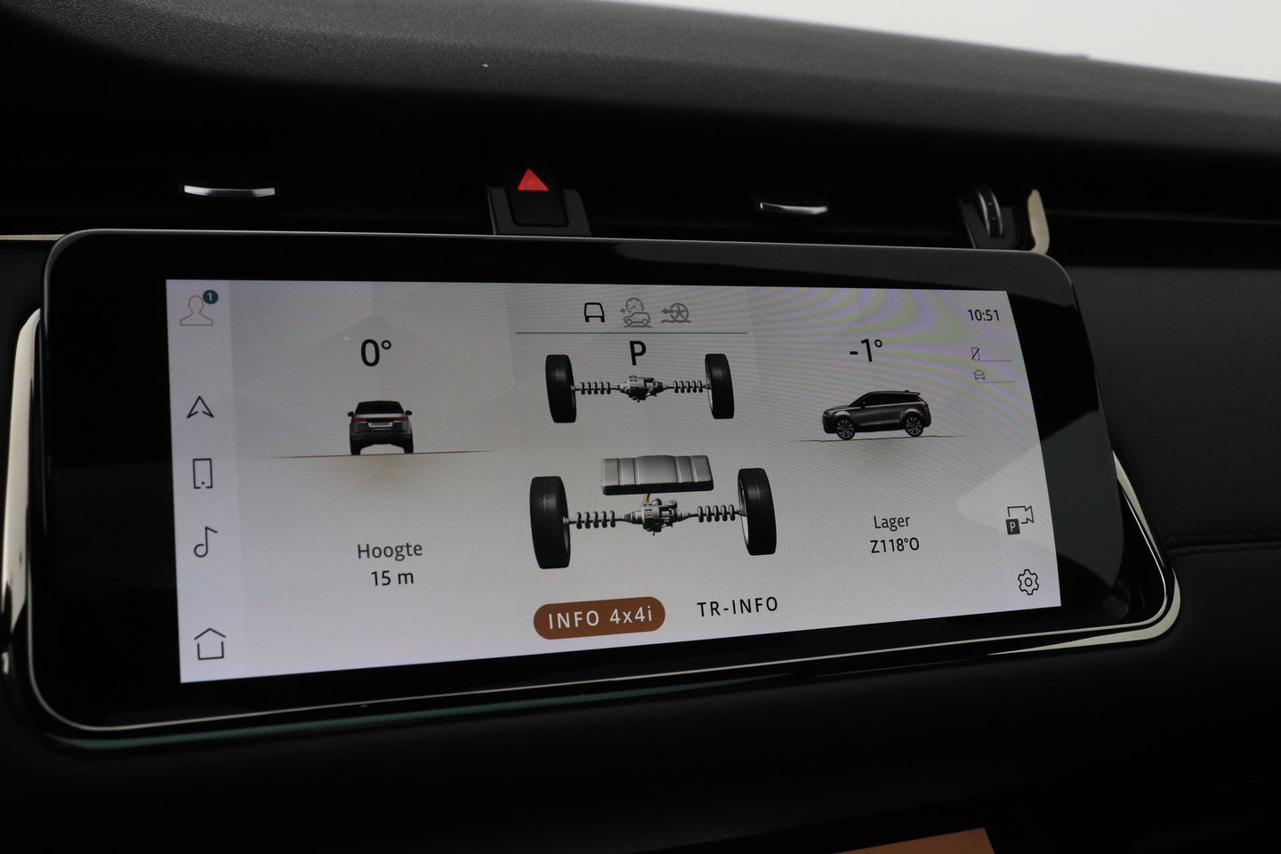 Land Rover Range Rover Evoque 1.5 P300e AWD R-Dynamic SE | ACC | Panoramadak | Meridian | Keyless Entry | Camera | Memory | Stoelverwarming | 20 Inch