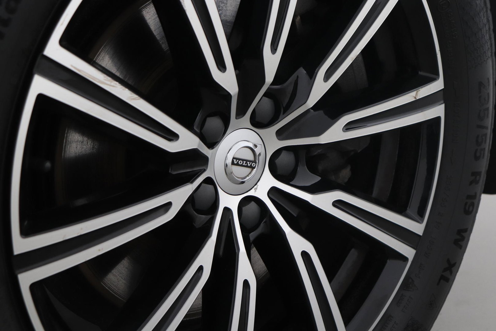 Volvo XC60 T4 Inscription | Panoramadak | Head-Up | Camera | Stoelverwarming | Leder | Trekhaak
