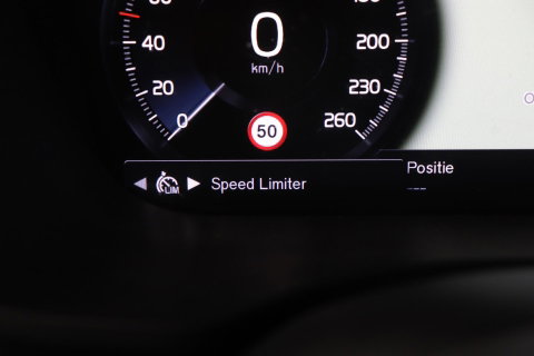 Volvo XC60 T4 Inscription | Panoramadak | Head-Up | Camera | Stoelverwarming | Leder | Trekhaak
