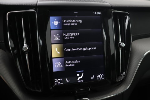 Volvo XC60 T4 Inscription | Panoramadak | Head-Up | Camera | Stoelverwarming | Leder | Trekhaak