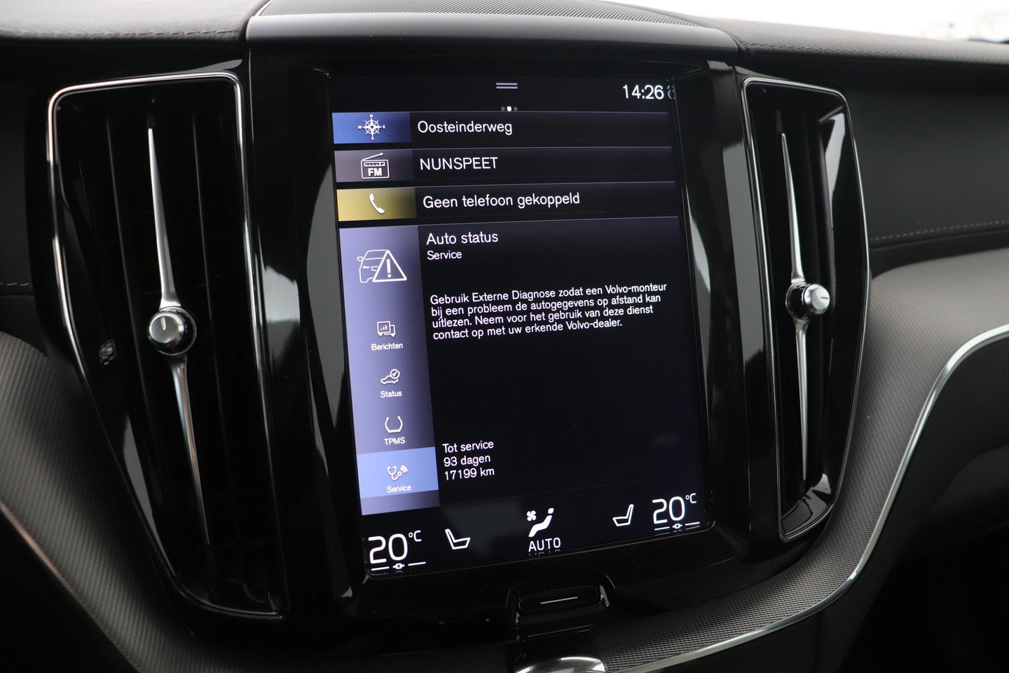 Volvo XC60 T4 Inscription | Panoramadak | Head-Up | Camera | Stoelverwarming | Leder | Trekhaak
