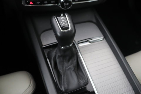 Volvo XC60 T4 Inscription | Panoramadak | Head-Up | Camera | Stoelverwarming | Leder | Trekhaak