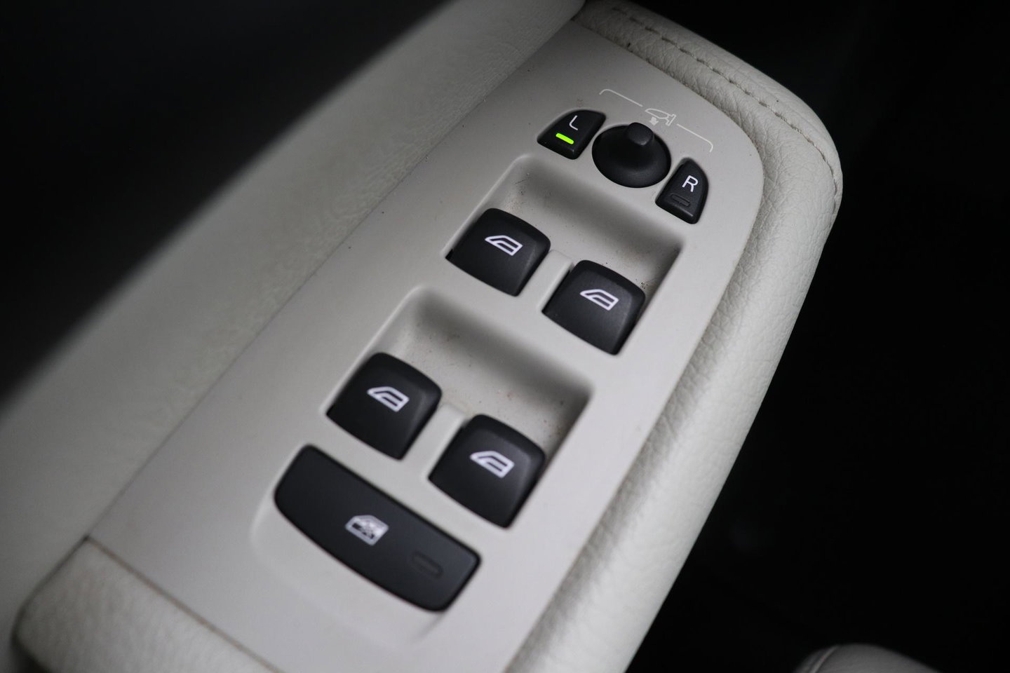 Volvo XC60 T4 Inscription | Panoramadak | Head-Up | Camera | Stoelverwarming | Leder | Trekhaak